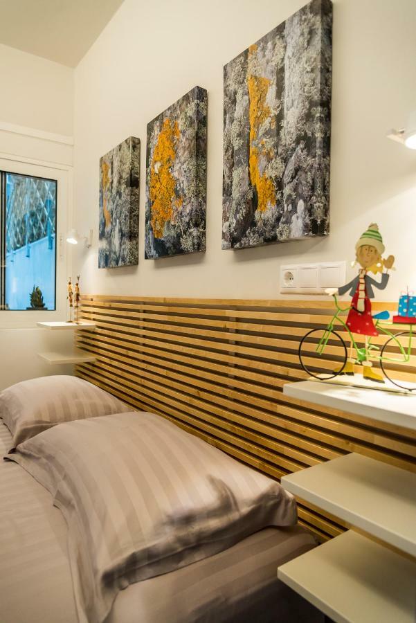 אתונה Central Cozy Studio With A Secret Garden מראה חיצוני תמונה