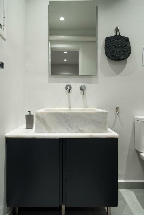אתונה Central Cozy Studio With A Secret Garden מראה חיצוני תמונה